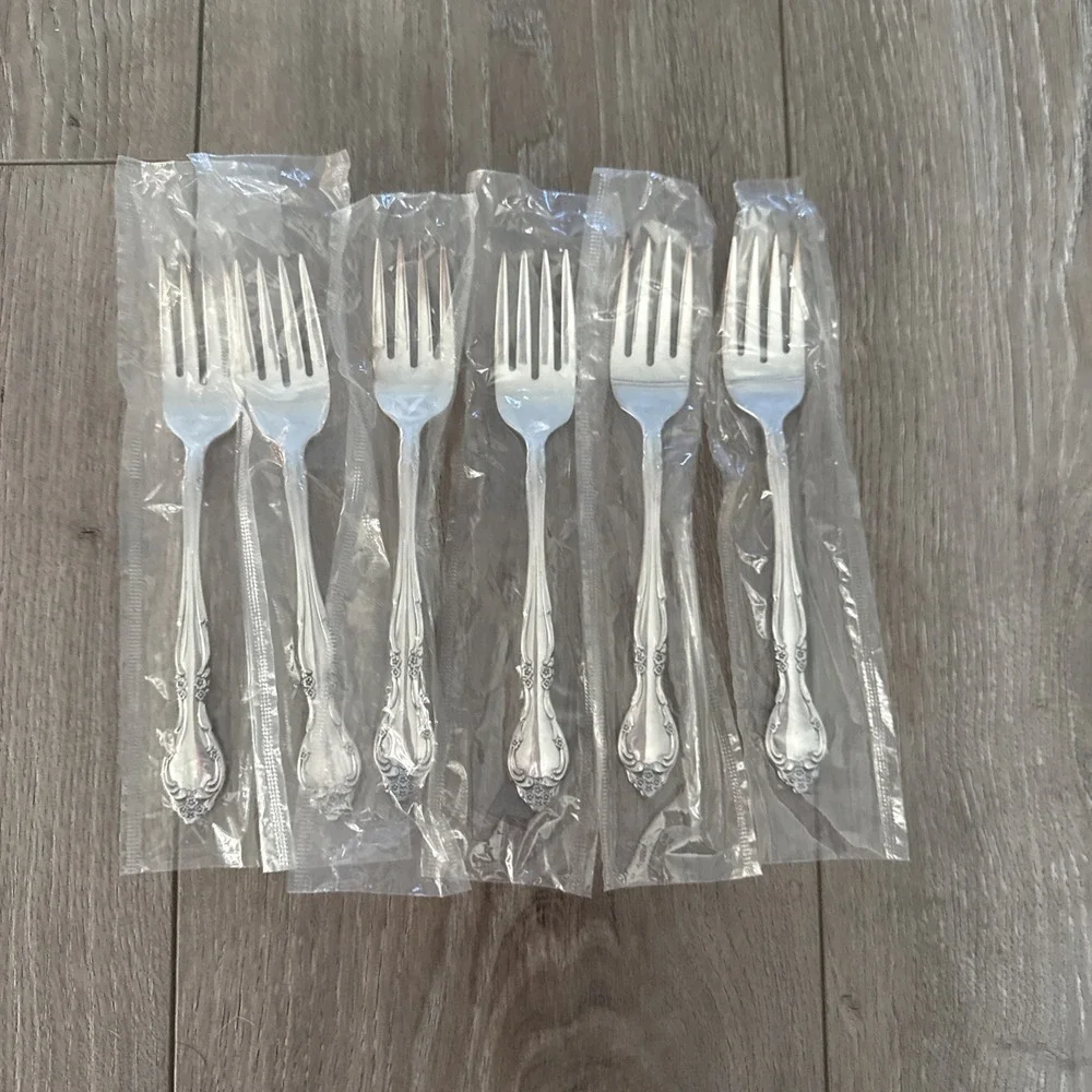 Oneida Community Affection Silverplate Salad Forks 6 3/4